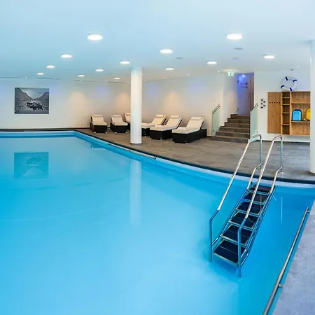 מלון Hanauerlehen - Ruhige & Zentrale Top-lage - Mit Schwimmbad, Sauna, Parkplaetze & Cafe - Bayerischer Familienbetrieb 3*