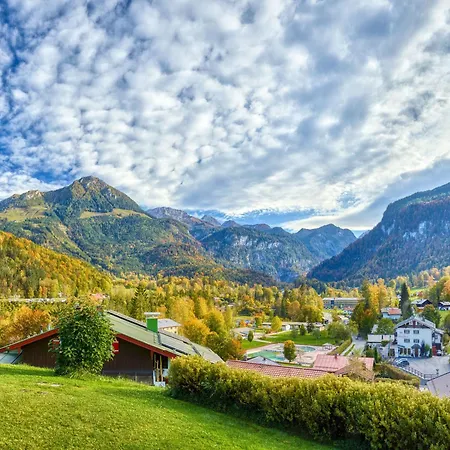 Hanauerlehen - Ruhige & Zentrale Top-lage - Mit Schwimmbad, Sauna, Parkplaetze & Cafe - Bayerischer Familienbetrieb 3*