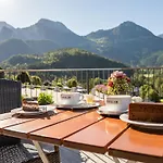 Hanauerlehen - Ruhige & Zentrale Top-lage - Mit Schwimmbad, Sauna, Parkplaetze & Cafe - Bayerischer Familienbetrieb Hotel 3*