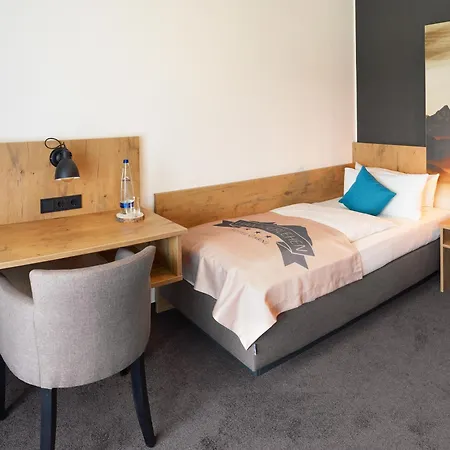 Hanauerlehen - Ruhige & Zentrale Top-lage - Mit Schwimmbad, Sauna, Parkplaetze & Cafe - Bayerischer Familienbetrieb ホテル 3*