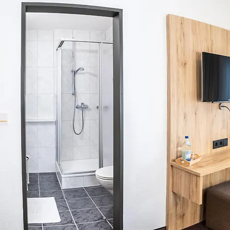 Hanauerlehen - Ruhige & Zentrale Top-lage - Mit Schwimmbad, Sauna, Parkplaetze & Cafe - Bayerischer Familienbetrieb 3* Шёнау-ам-Кёнигсзе